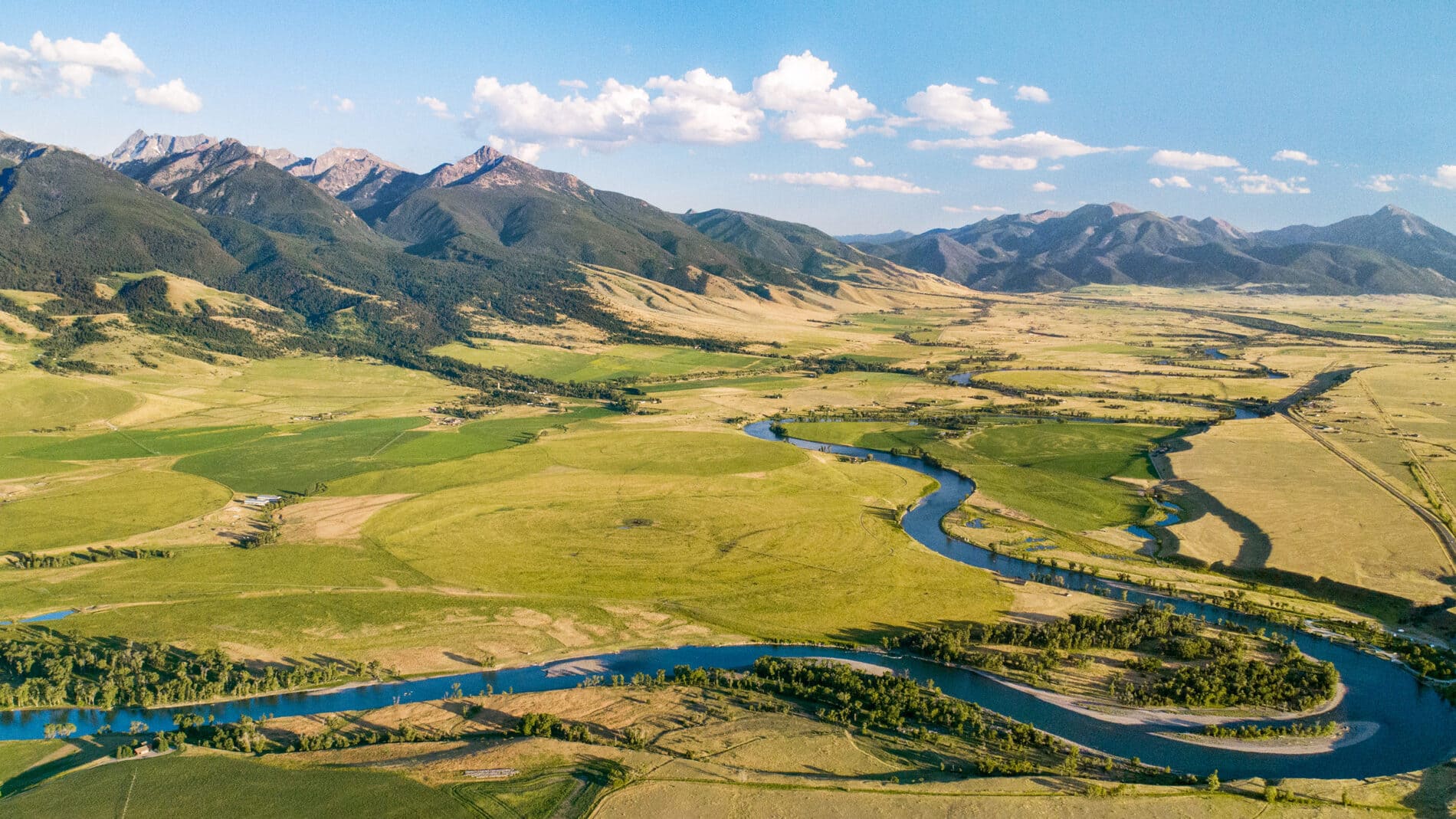 A wide open valley at sunrise in Livingston, Montana.